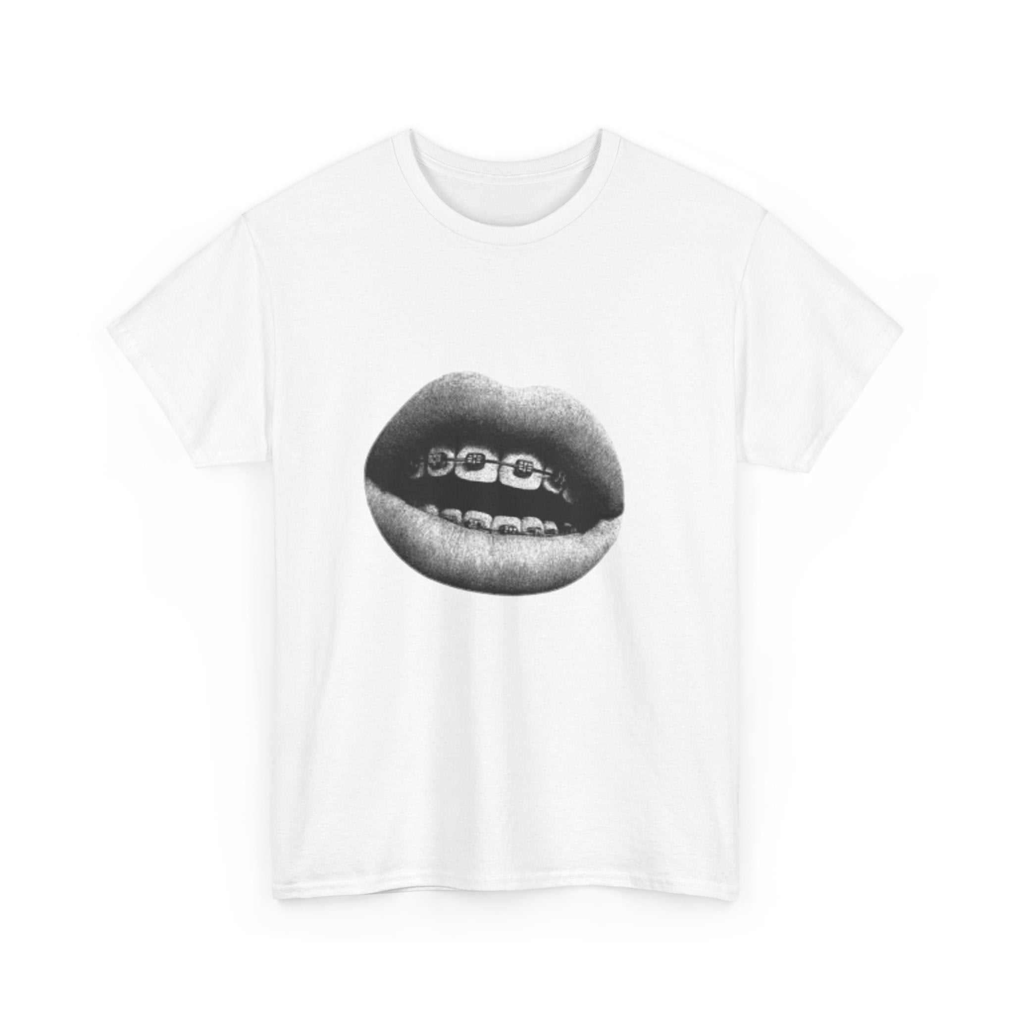 Grey smile graphic tee